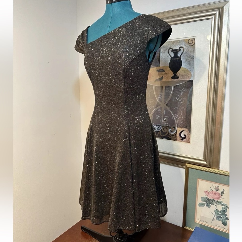 Southeastern Performance Apparel Gray Metallic As… - image 3